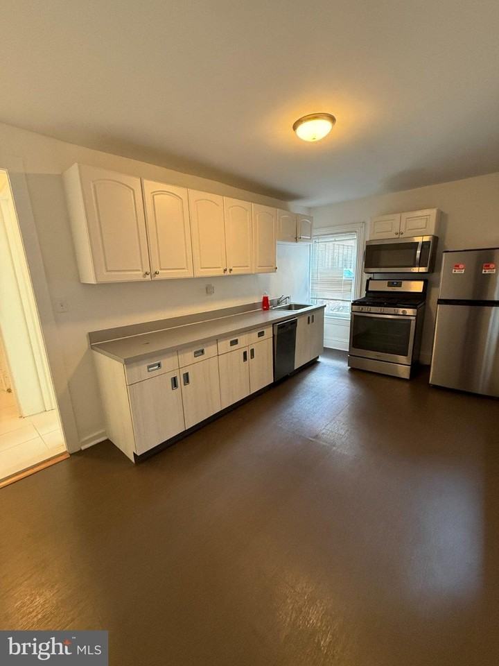 14 Witherspoon St #1 - Photo 7 of 9