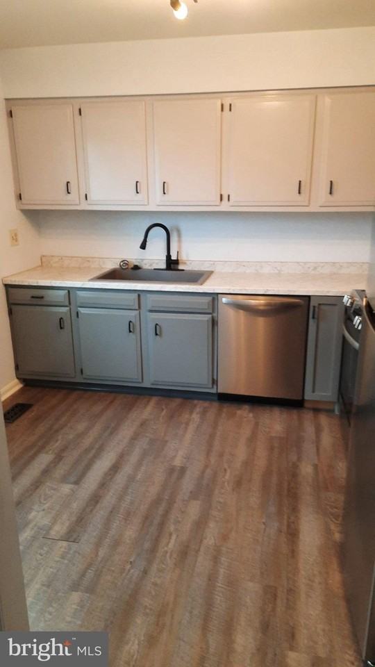 702 Allenview Dr - Photo 4 of 18