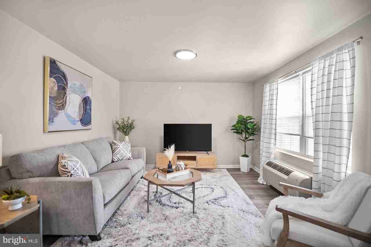 13000 Cub Cir - Photo 2 of 26