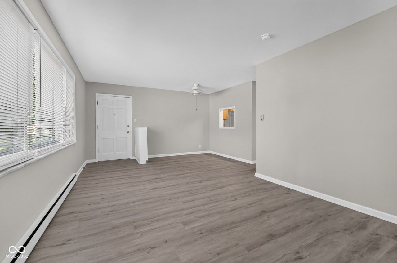 5801 W 25th St ##2 - Photo 5 of 27
