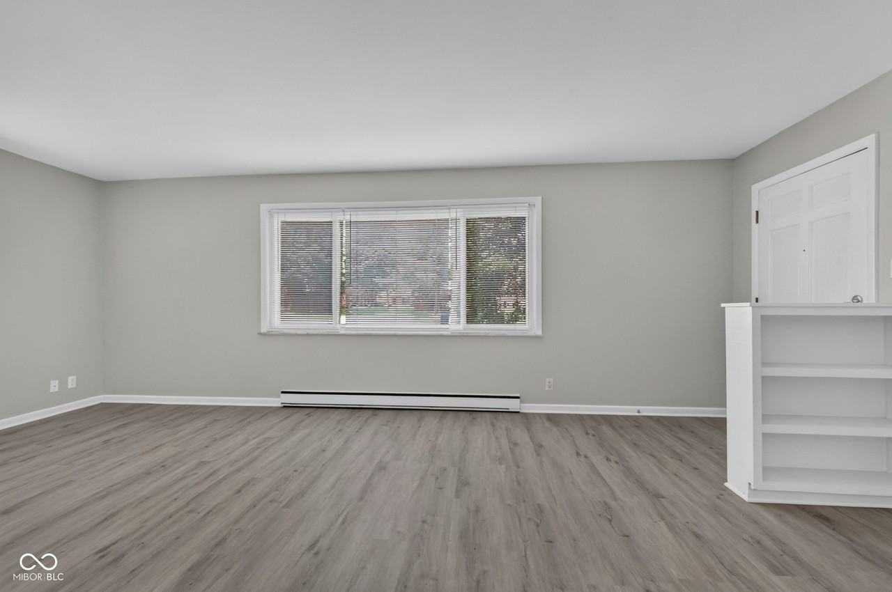 5801 W 25th St ##2 - Photo 6 of 27