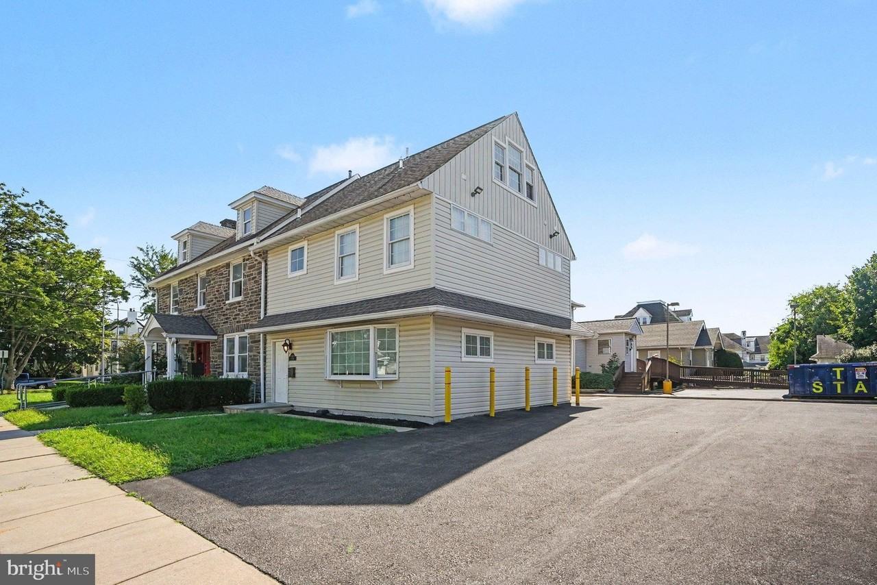 812 Darby Rd #REAR - Photo 4 of 26