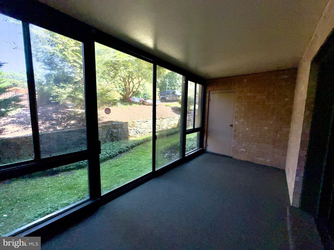 500 N Lemon St #B3 - Photo 4 of 10