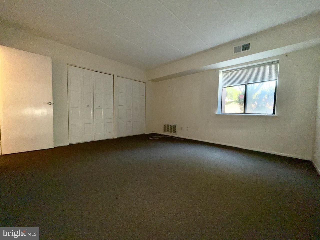 500 N Lemon St #B3 - Photo 7 of 10