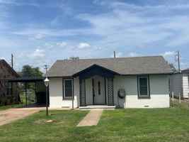 featured image of 1204 Hassell St