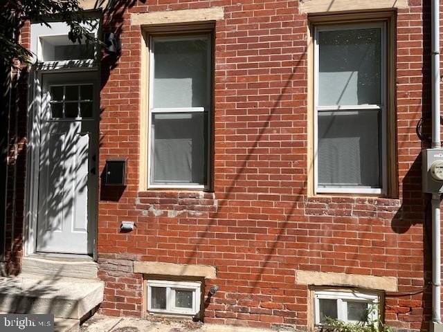 2135 Kater St - Photo 2 of 13