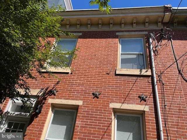 2135 Kater St - Photo 3 of 13