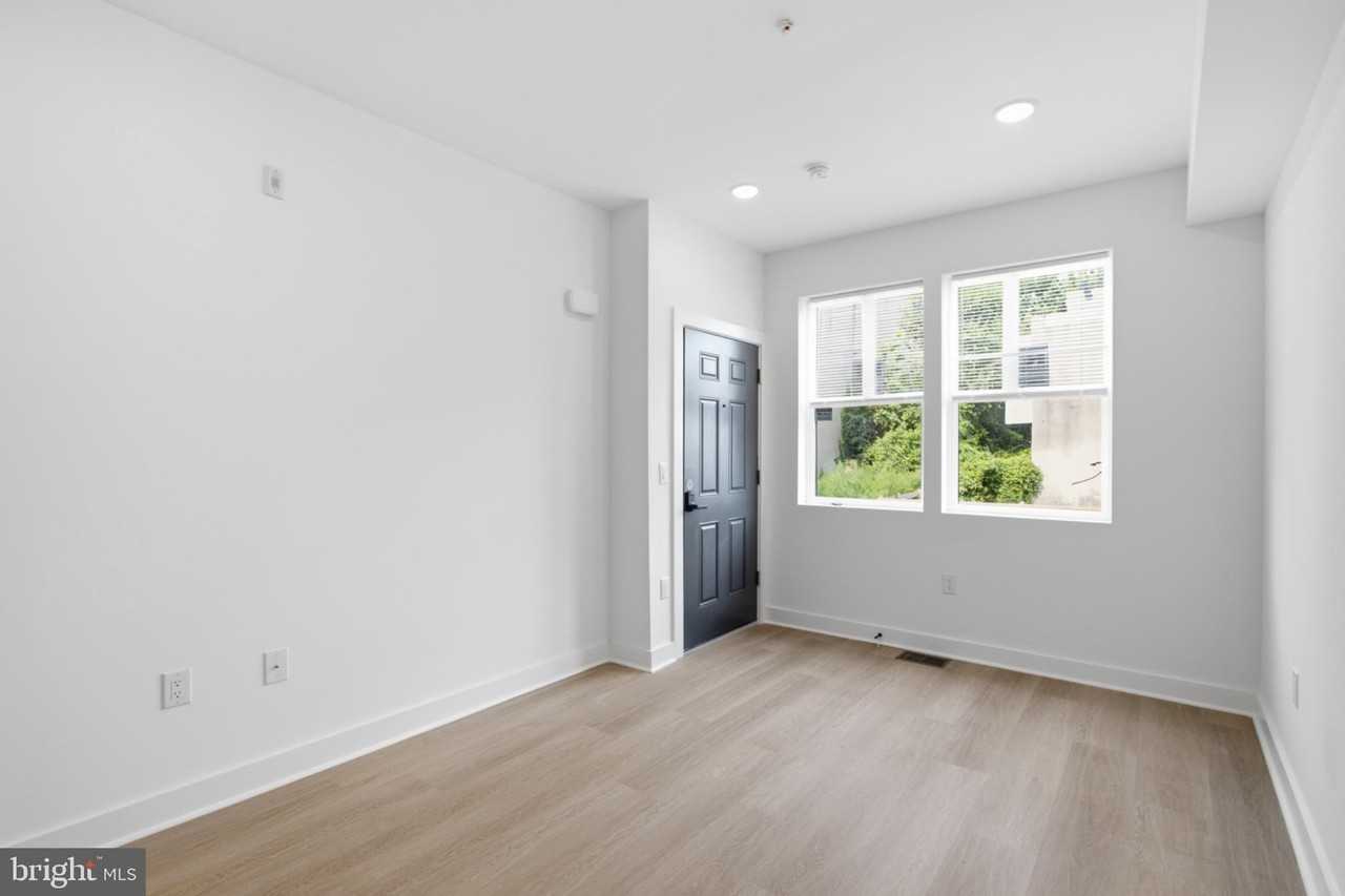 2253 N 12th St #1 - Photo 2 of 19