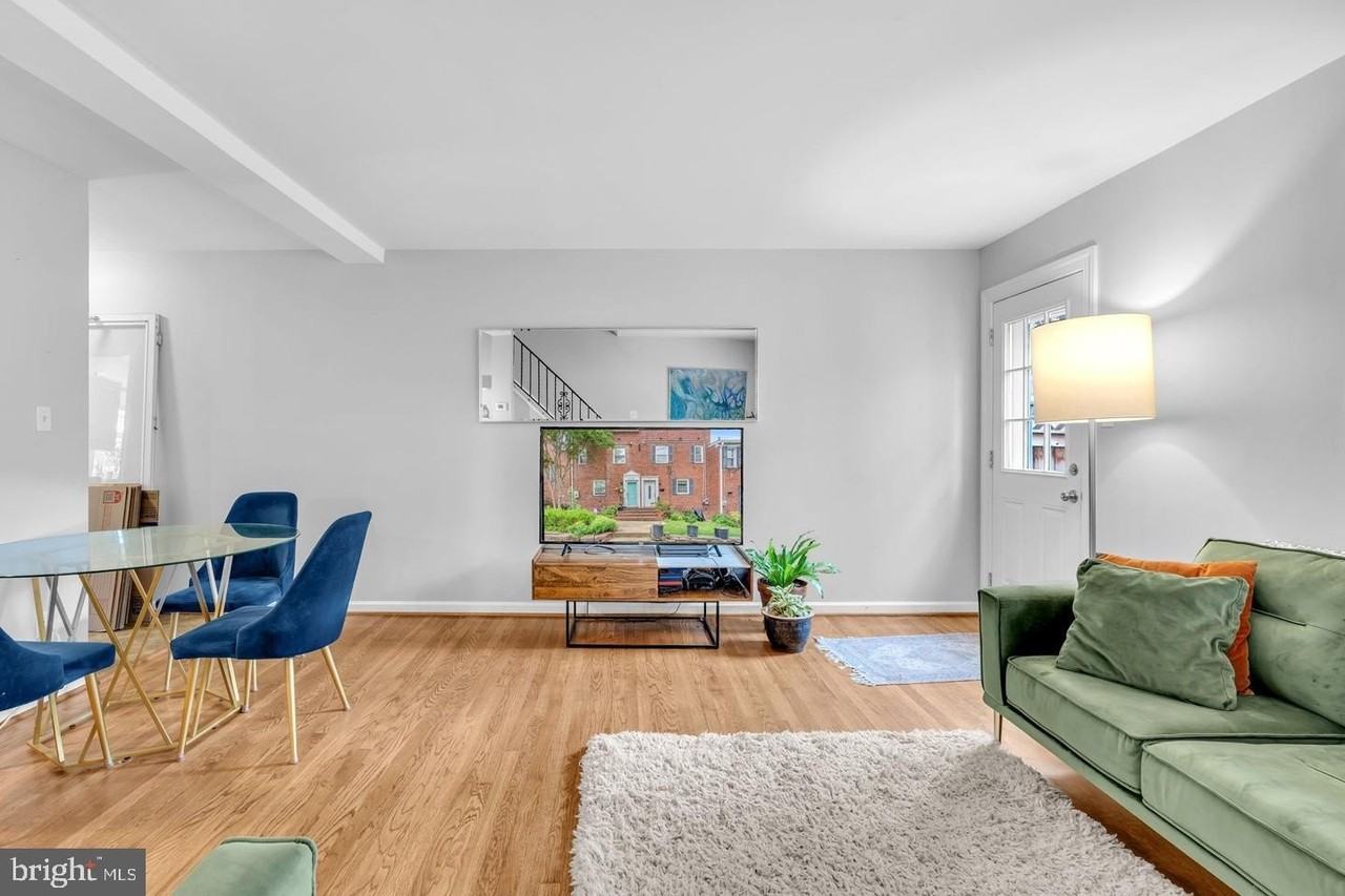 3110 Landover St - Photo 5 of 34