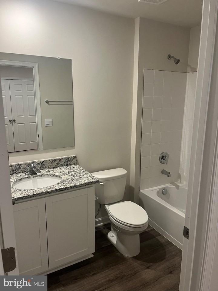 135 Rae Ct - Photo 2 of 15