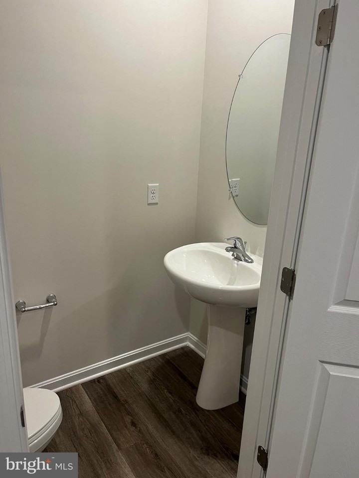 135 Rae Ct - Photo 7 of 15