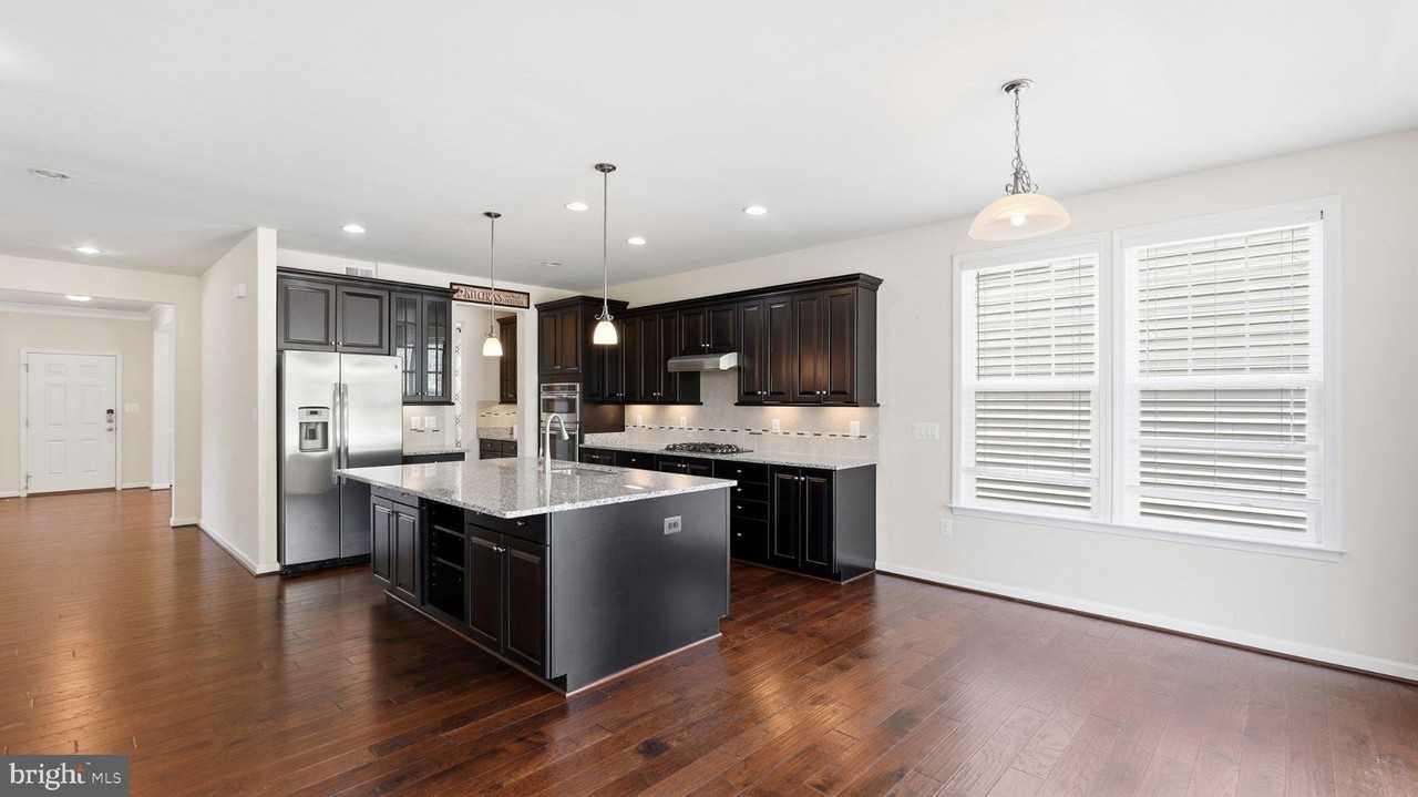 424 Alder Dr - Photo 5 of 29
