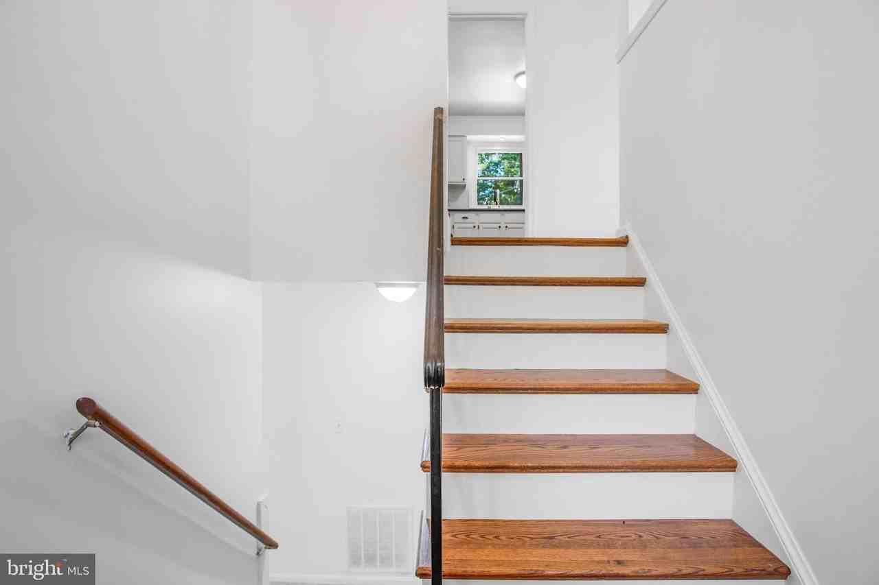 43 Green Leaf Ter - Photo 5 of 43