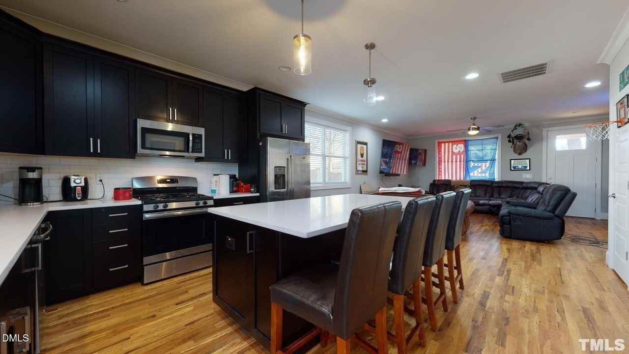 5012 Western Blvd - Photo 4 of 24