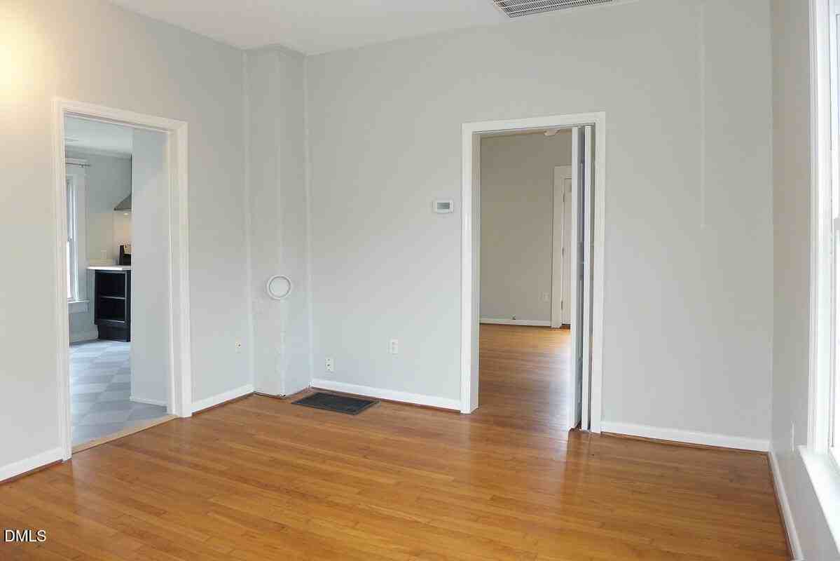103 Center St - Photo 3 of 15
