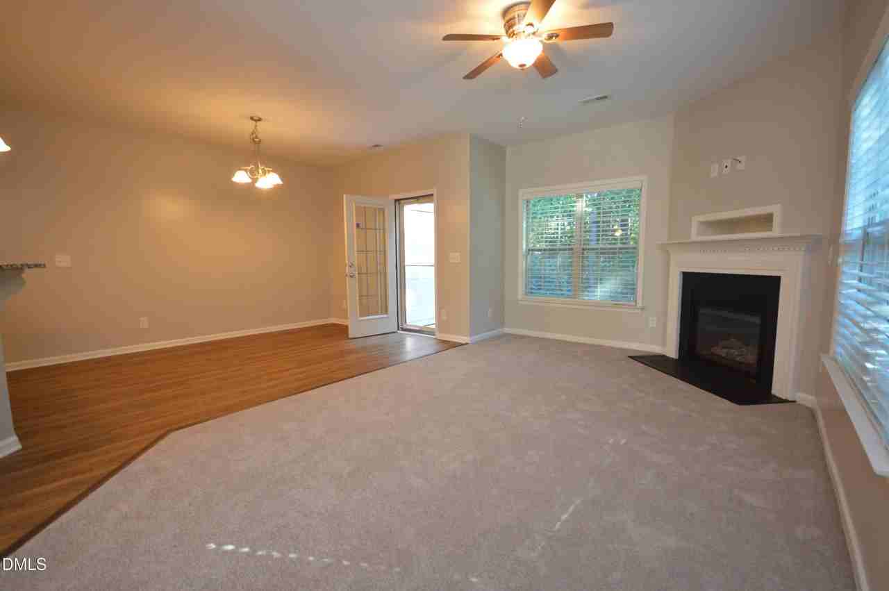 121 Cypress Hill Ln - Photo 6 of 36