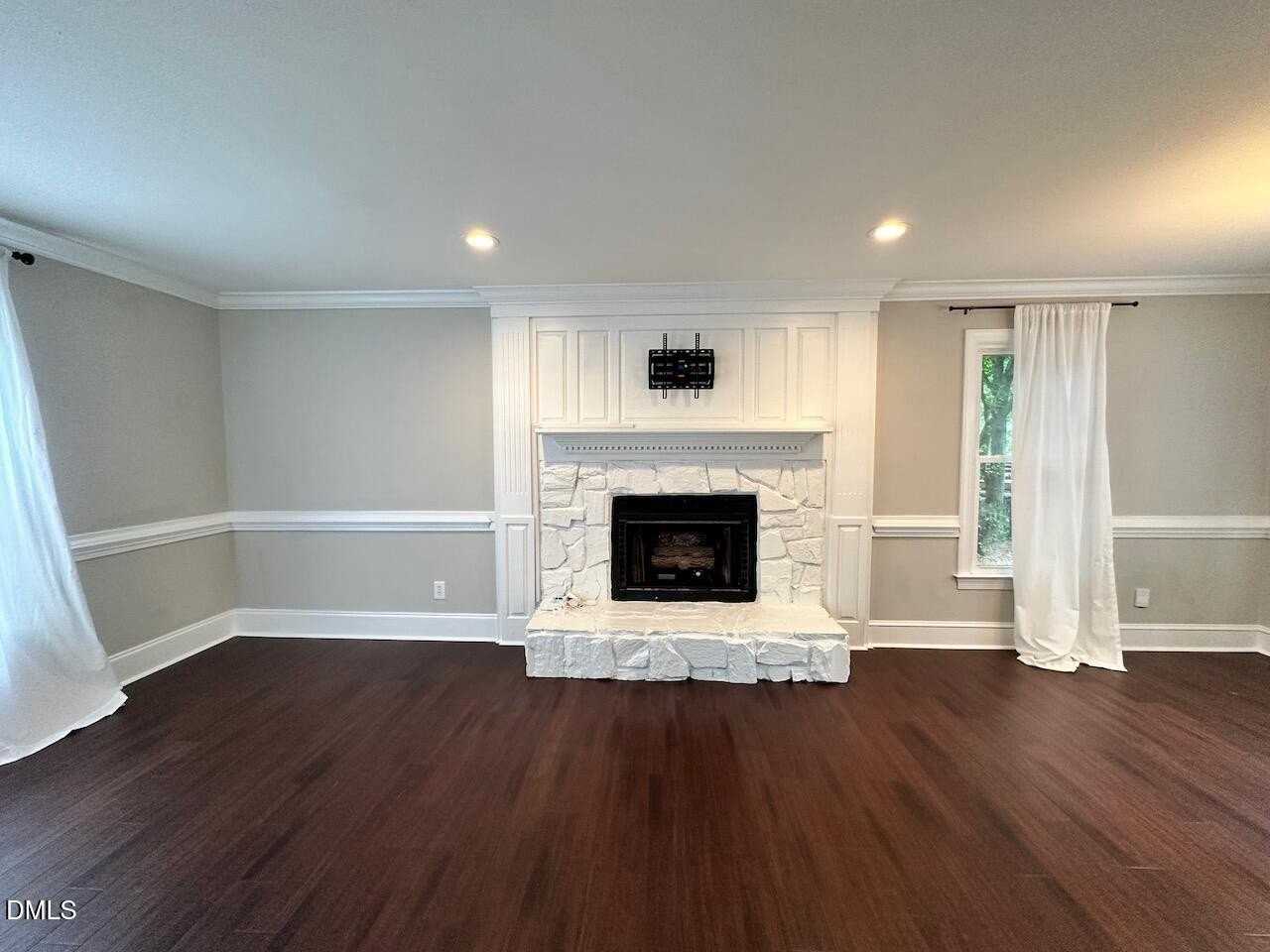 3117 E Folkestone Pl - Photo 3 of 19