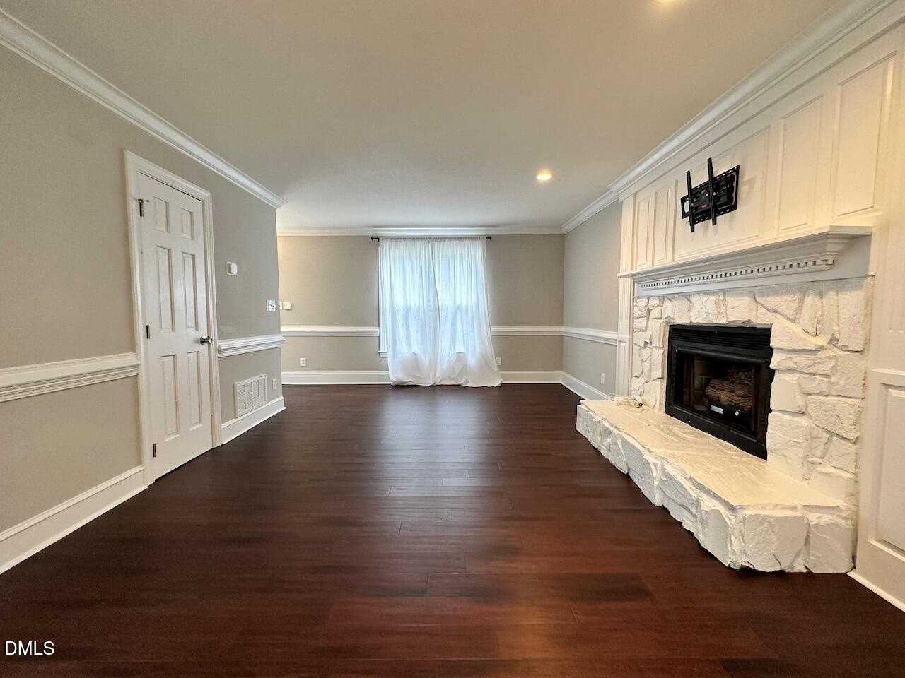 3117 E Folkestone Pl - Photo 5 of 19