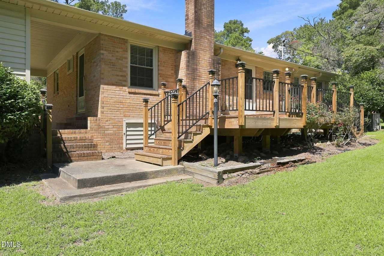 41 Hillcrest Dr - Photo 5 of 50