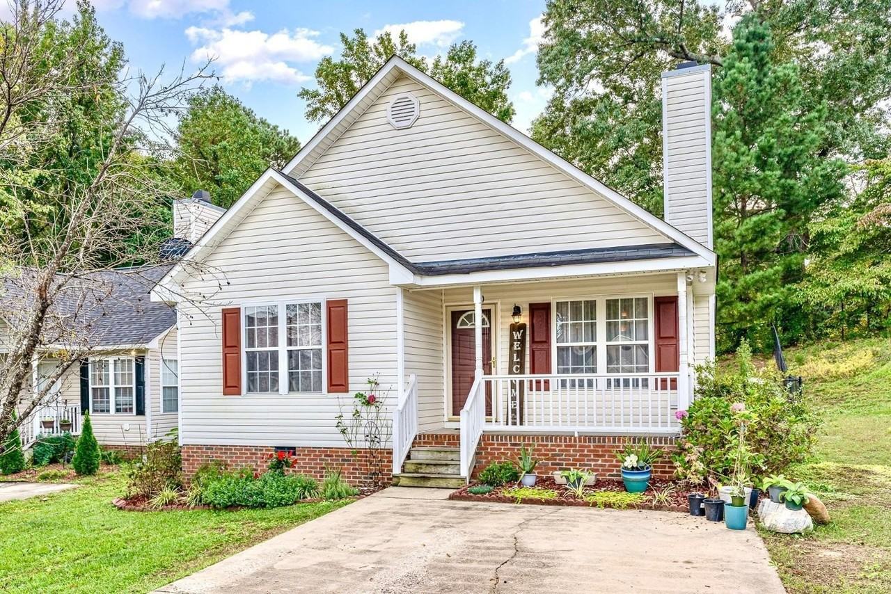 4408 Valley Cove Ct - Photo 2 of 25
