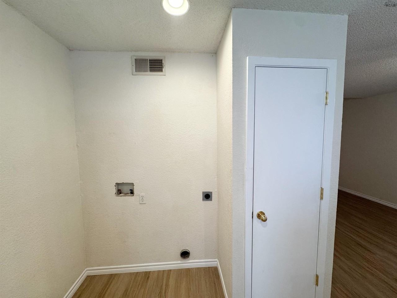 4621 Johnson Rd #10 - Photo 6 of 10