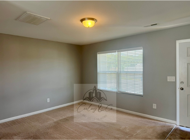 35 Michelle Ct #1 - Photo 2 of 16