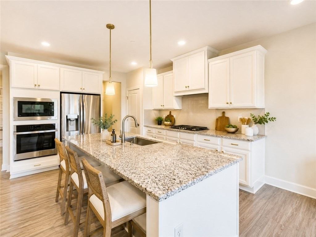4303 Spruce Rd - Photo 7 of 50