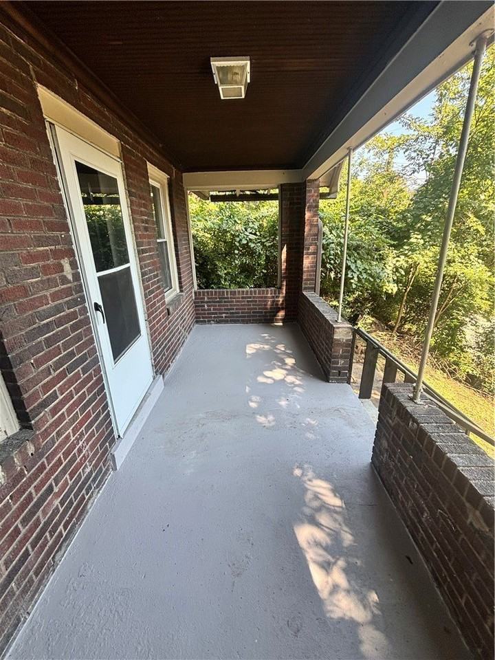 8875 Westwood Rd - Photo 2 of 28