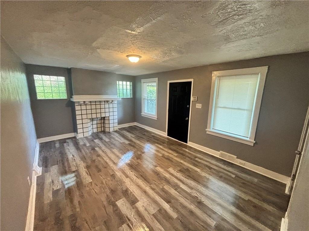 8875 Westwood Rd - Photo 4 of 28
