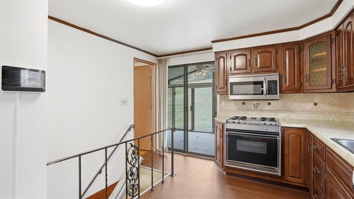 4782 Barone Dr - Photo 6 of 24