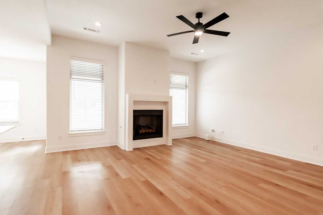 616 S Wagon Wheel Ave #1 - Photo 2 of 20