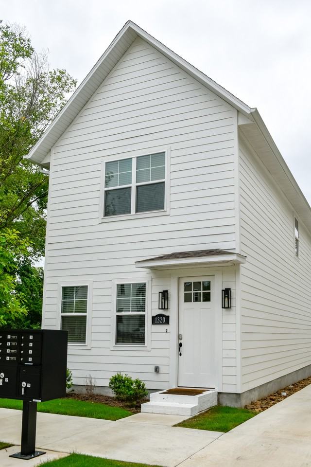 1320 S Van Buren Ave #1 - Photo 2 of 18