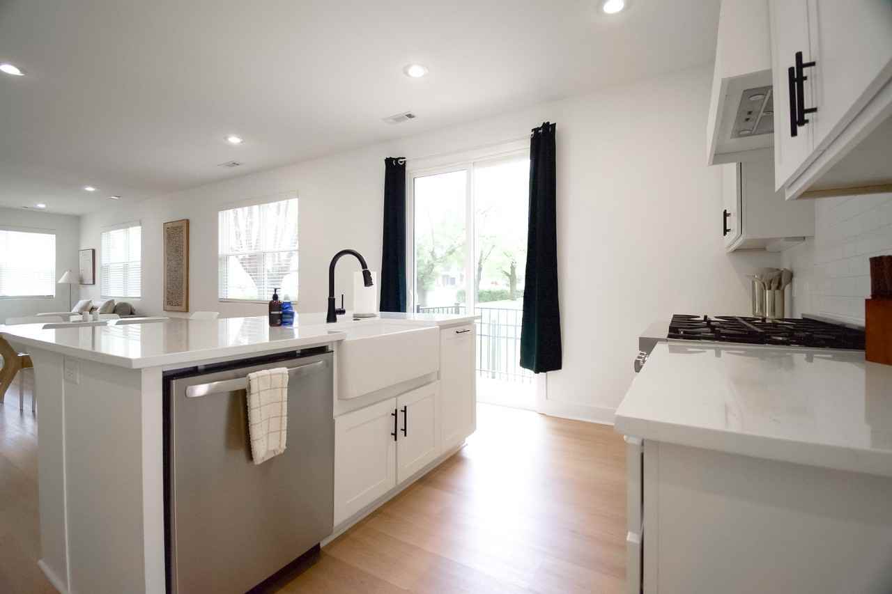1320 S Van Buren Ave #1 - Photo 6 of 18