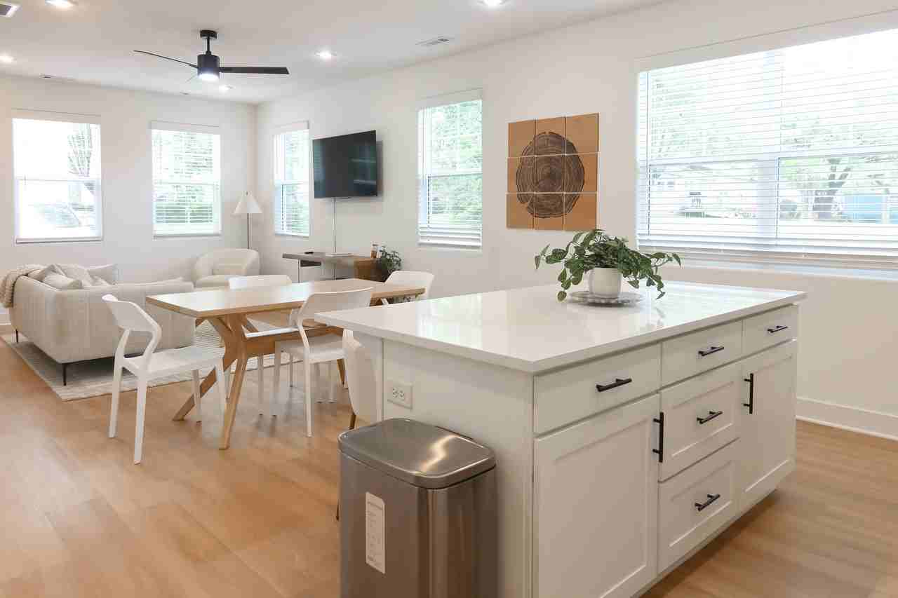 1326 S Van Buren Ave #1 - Photo 7 of 15