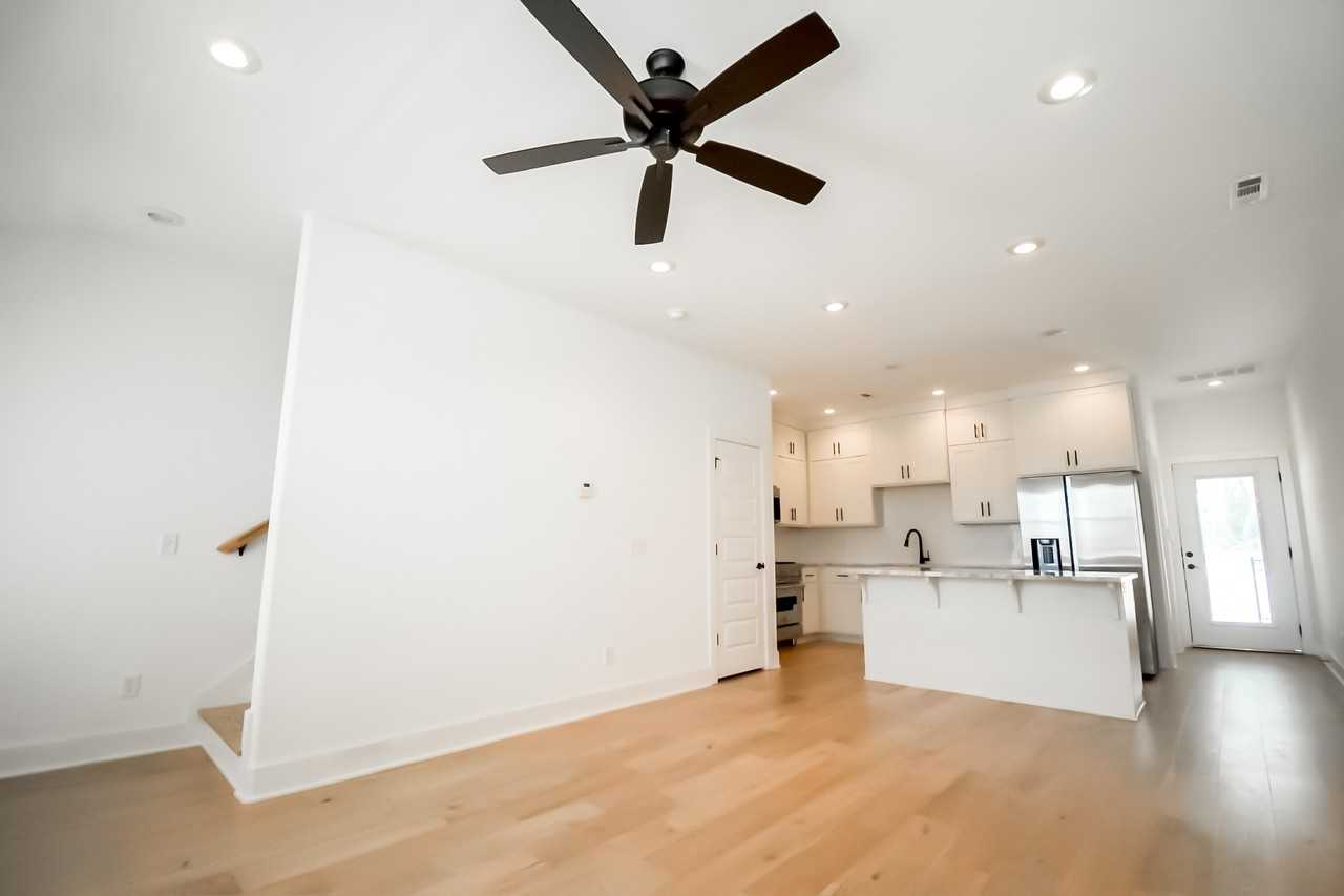 1442 E Huntsville Rd #2 - Photo 3 of 18