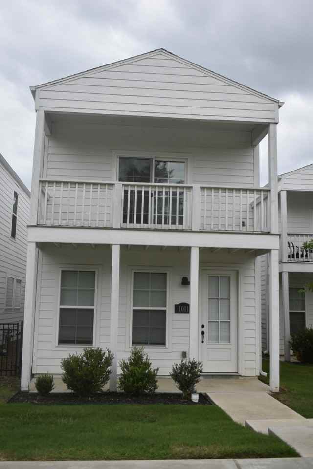 1011 S Hollywood Ave #1 - Photo 3 of 23