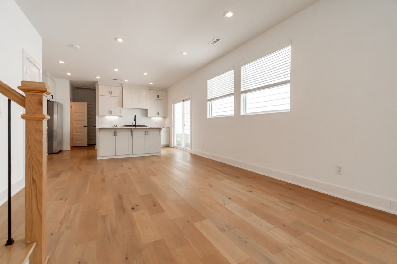 1011 S Hollywood Ave #1 - Photo 6 of 23