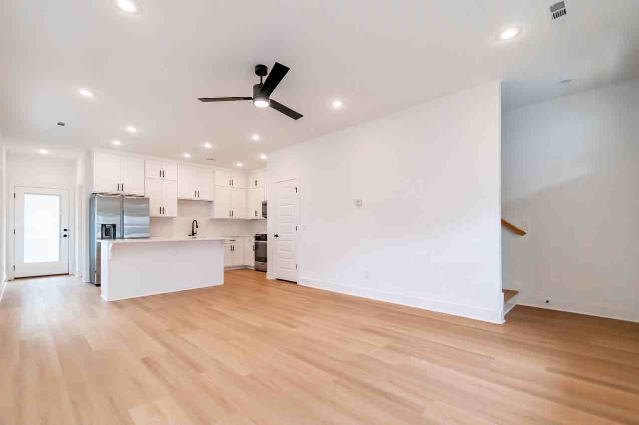 1228 W James St #1 - Photo 3 of 16