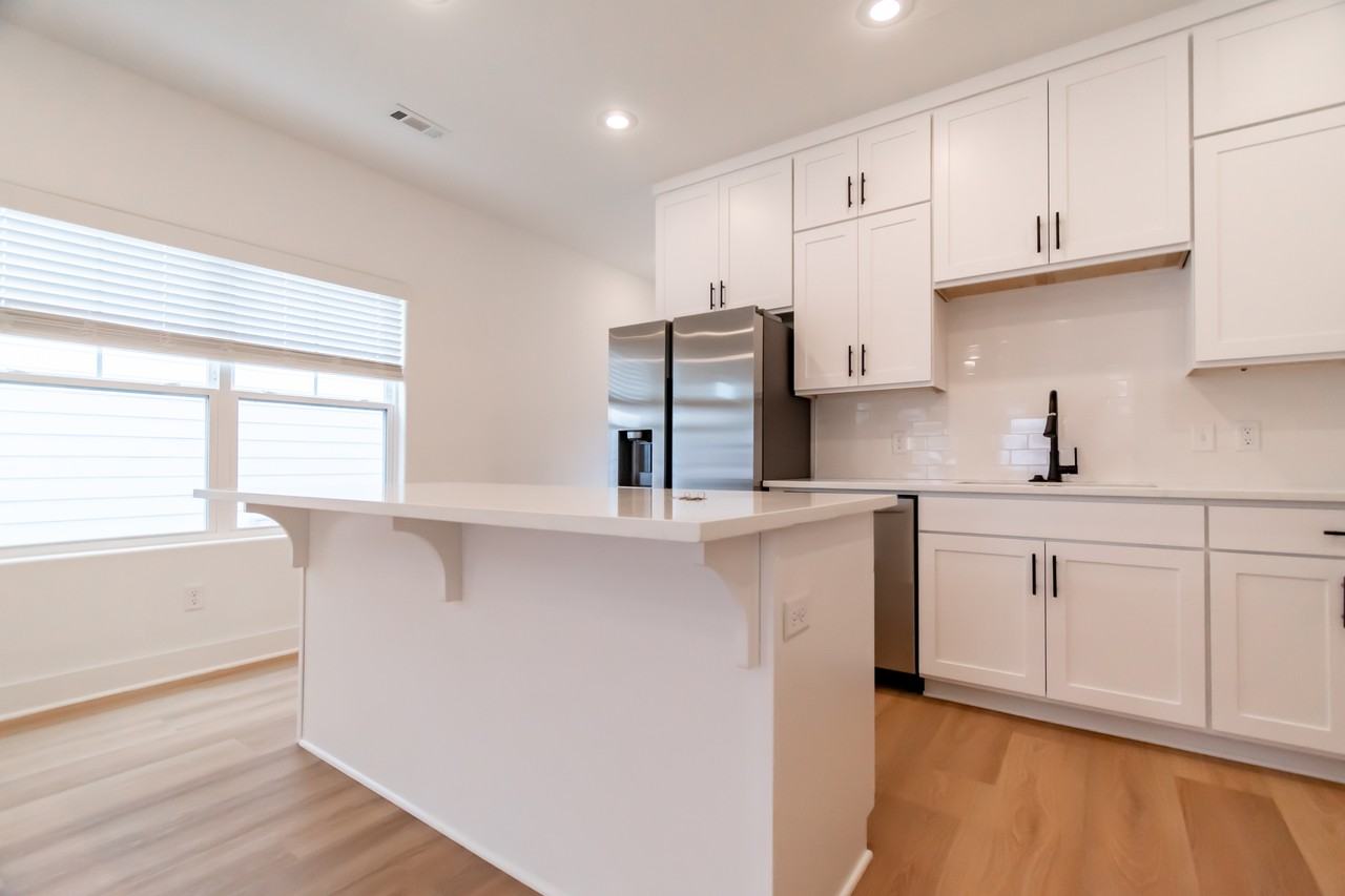1228 W James St #1 - Photo 5 of 16