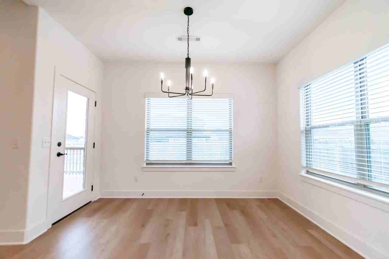 535 S Wagon Wheel Ave #1 - Photo 7 of 19