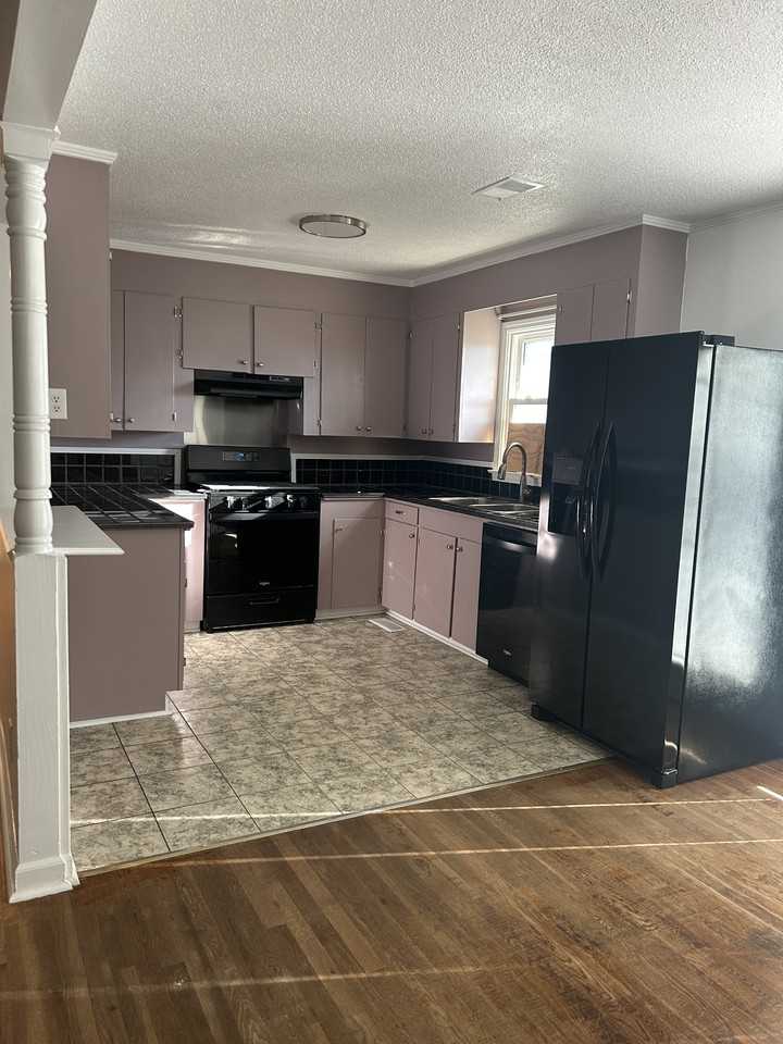 309 Union Ave #1 - Photo 6 of 17