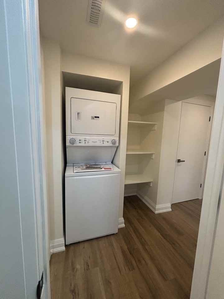 22 Dashwood Crescent - Photo 2 of 13