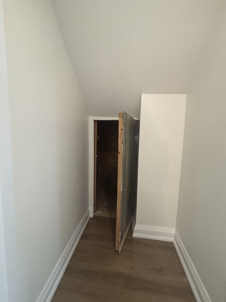 22 Dashwood Crescent - Photo 5 of 13