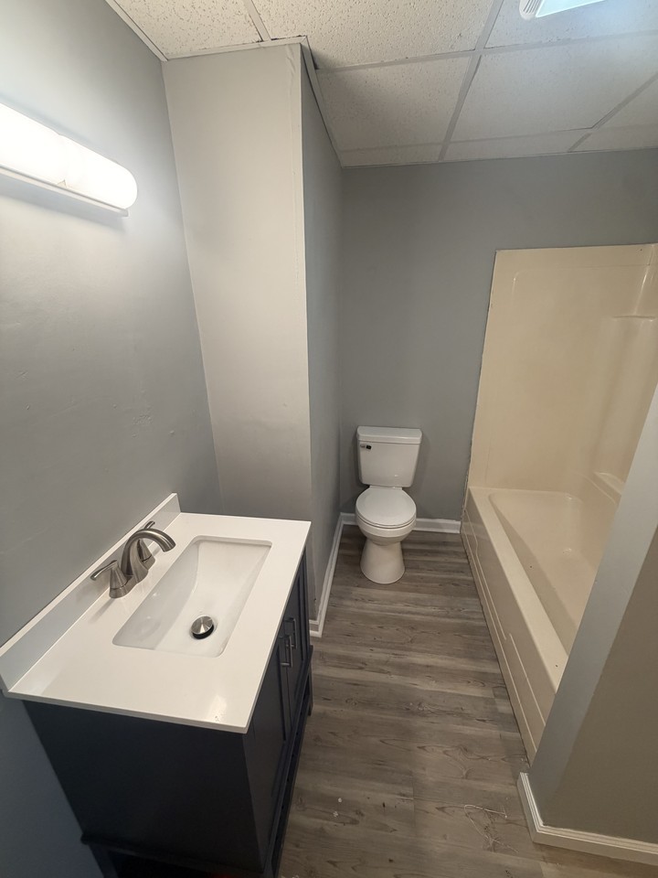 189 Plain St #1S - Photo 3 of 8