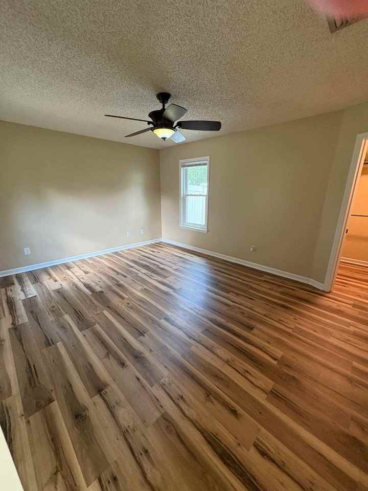 3212 Tyndall Dr #1 - Photo 5 of 11