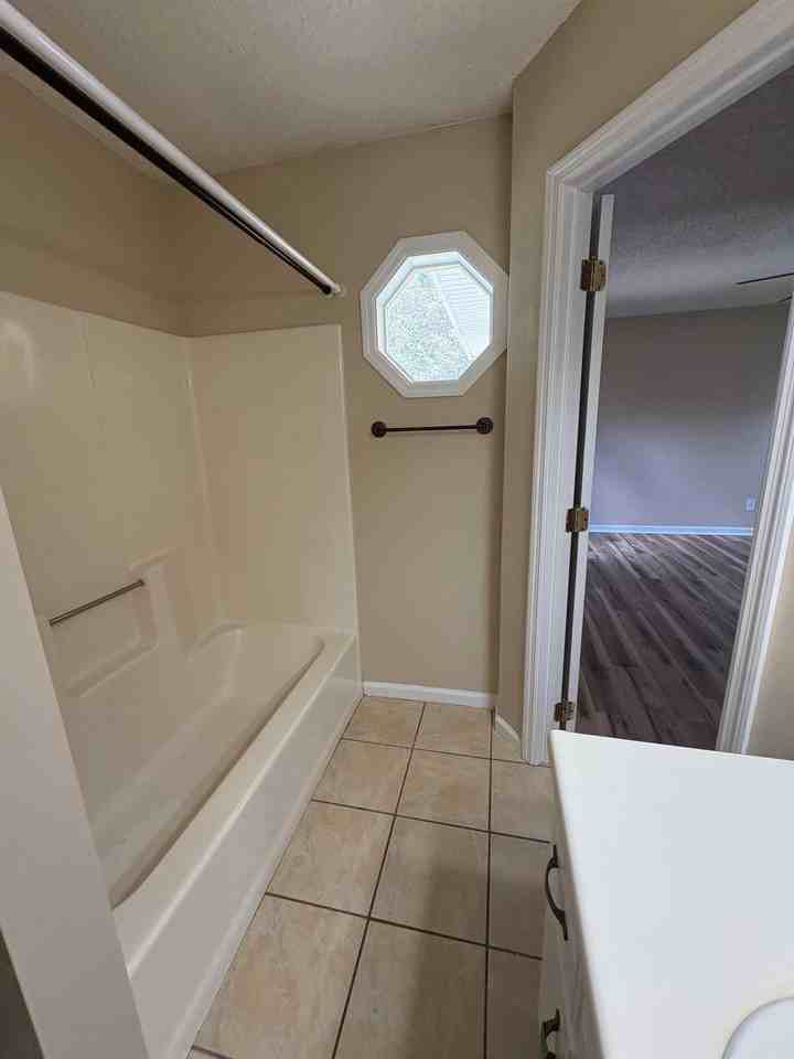 3212 Tyndall Dr #1 - Photo 7 of 11