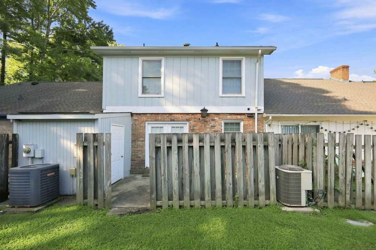 126 Oakmont Dr #32 - Photo 3 of 44