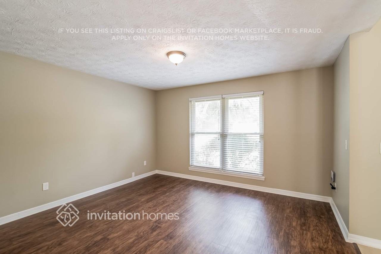 4274 Walnut Bnd - Photo 5 of 21