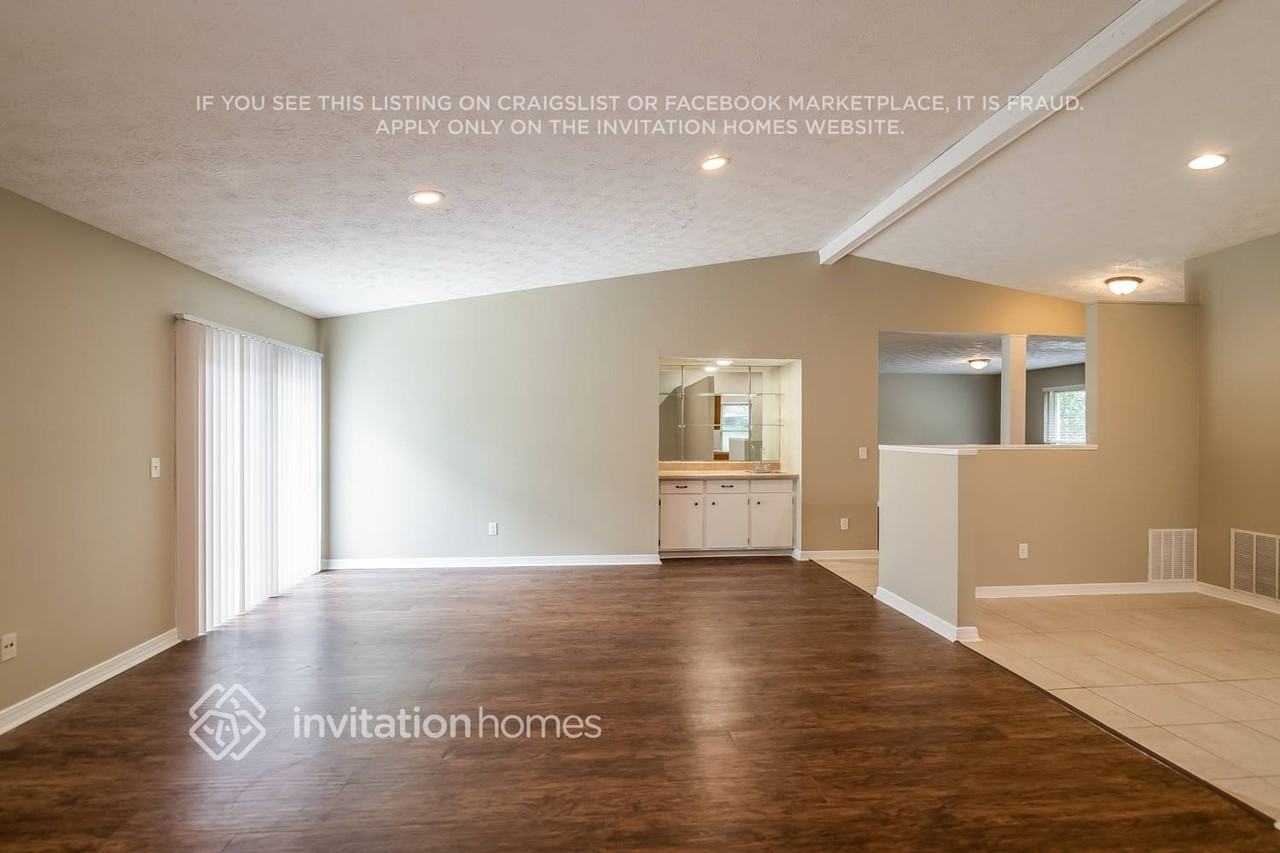 4274 Walnut Bnd - Photo 5 of 21