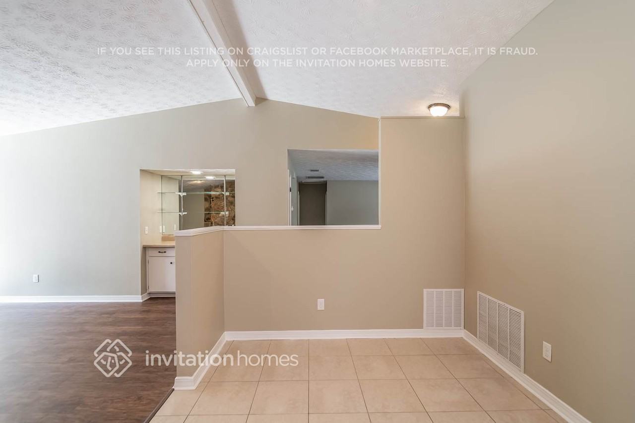 4274 Walnut Bnd - Photo 6 of 21